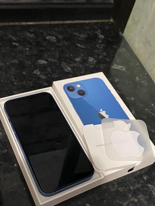 Айфон  13  128гб