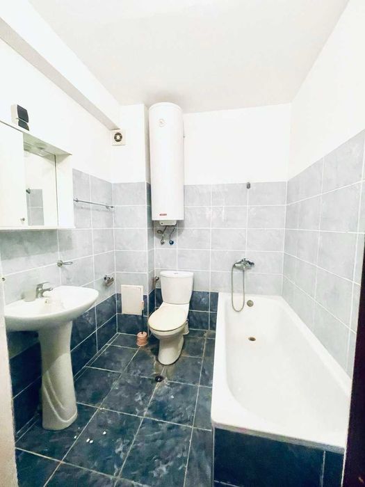 БЕЗ  допълнителни плащания. Уютен обзаведен 2-стаен , кв. Галата.