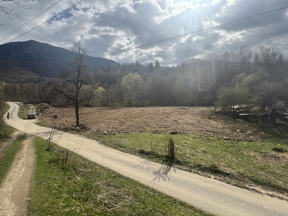 Proprietate intravilană – 2.298 mp – Mălaia, jud. Vâlcea