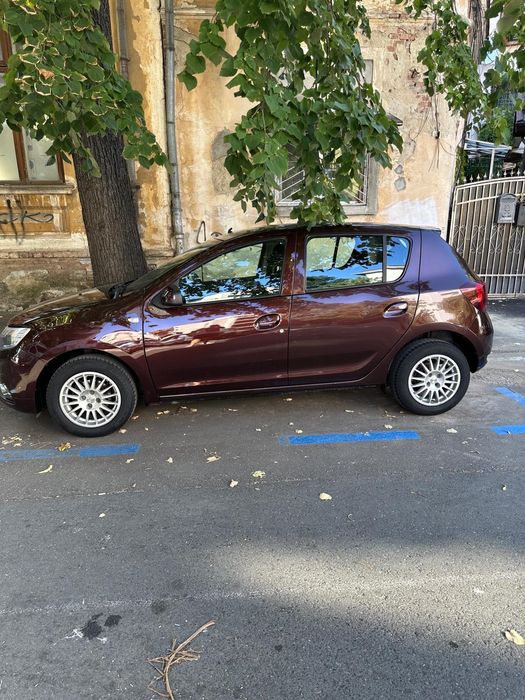 Dacia Sandero în stare ca și nouă