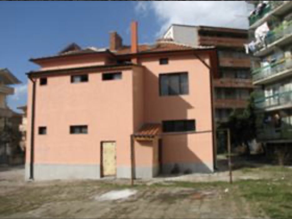 Продава се Къща в Свиленград - 240 кв.м за 642 €/кв.м - Снимка #2