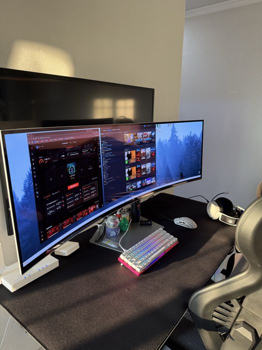 Монитор Samsung G9 Oled Odyssey