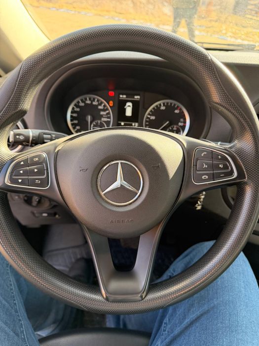 Vand Mercedes Vito Tourer 8+1 locuri 4x4