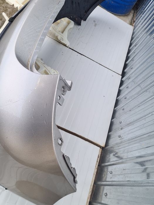 Bara spate vw golf 5 hatchback coupe