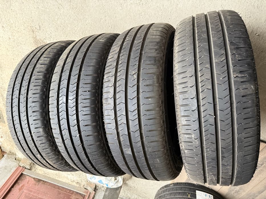 4бр Бусови гуми Nexen 225/65 R16c