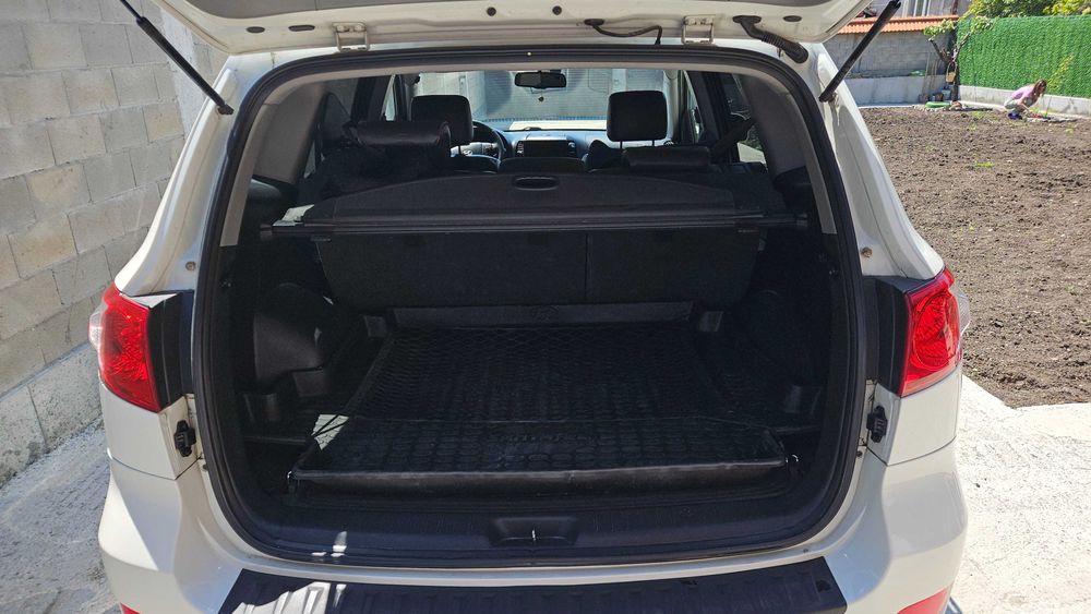 Джип-Hyundai Santa Fe 2