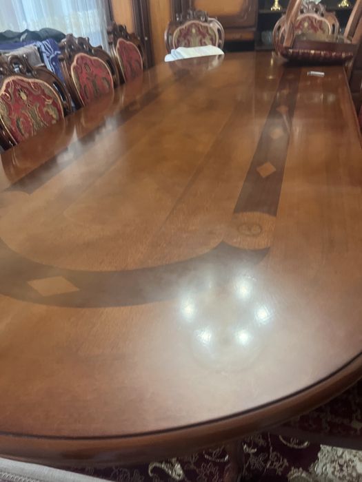 Продам стол в хорошем состоянии