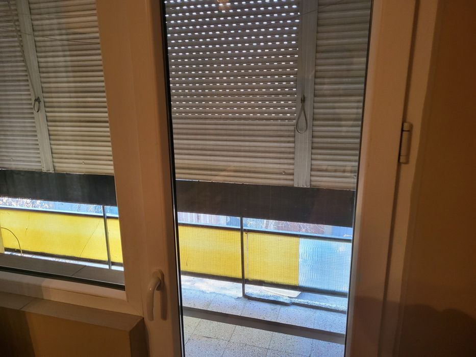 Дава се под наем Магазин в Петрич - 64 кв.м за 229.5 € - Снимка #2