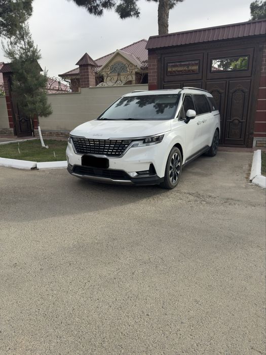 Kia карнивал сотилади
