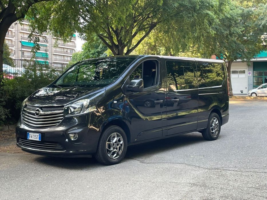 Opel Vivaro lung 1.6cdti 125cp 6 trepte !! 57xxx km !! Navi/Led/Start&Stop/Ac/Camera/Pilot/Carlig