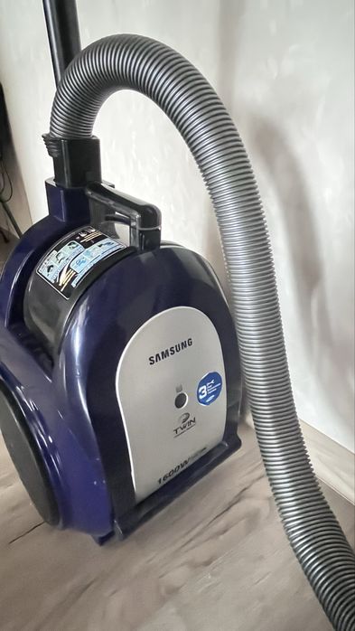 Продам традиционный пылесос