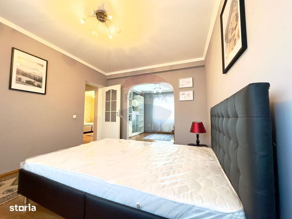 Casă cu 3 camere de închiriat în cartierul Europa