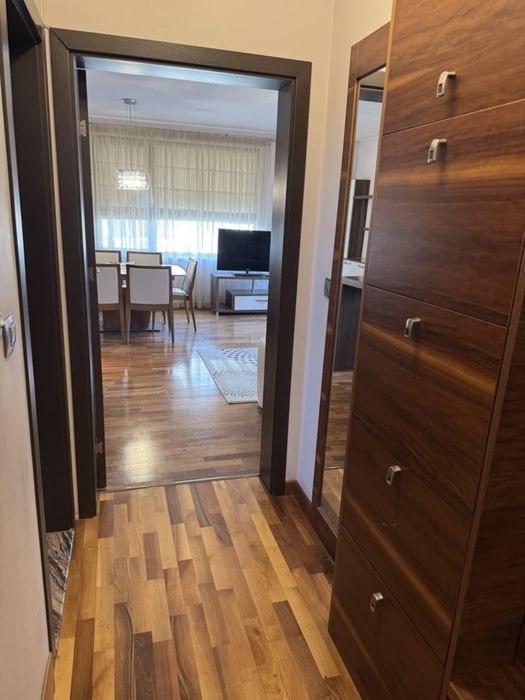 Дава се под наем Тристаен апартамент в Пловдив, Кършияка - 107 кв.м за 850 € - Снимка #9