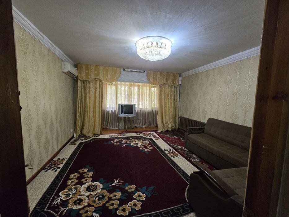 Аренда Квартира Чорсу Гулобод 3 хона 1 етаж оилага берилади