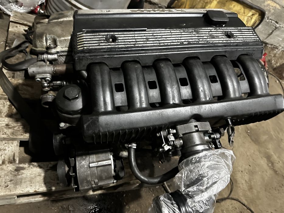 Двигатель bmw M50