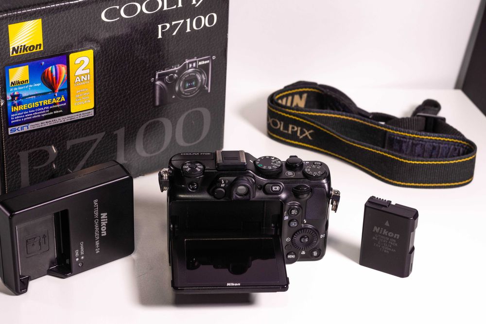 Nikon Coolpix P7100 – compact premium, control manual complet