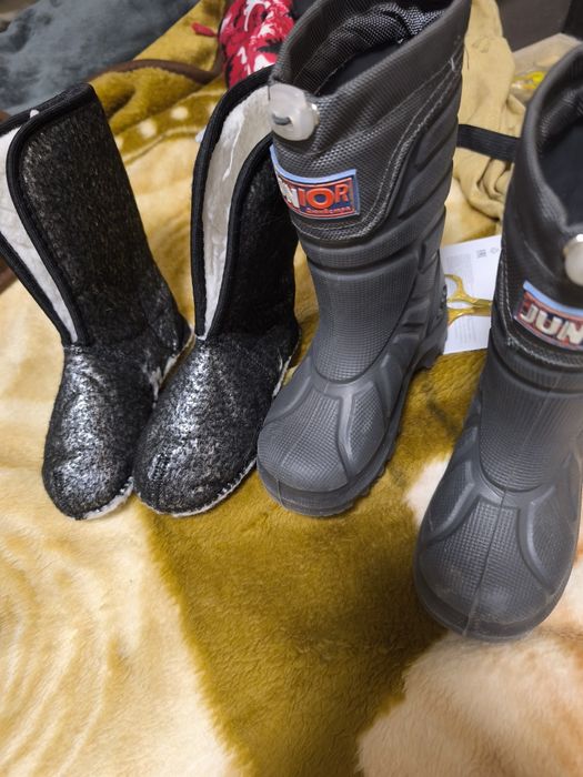 Продам детские сапожки эва