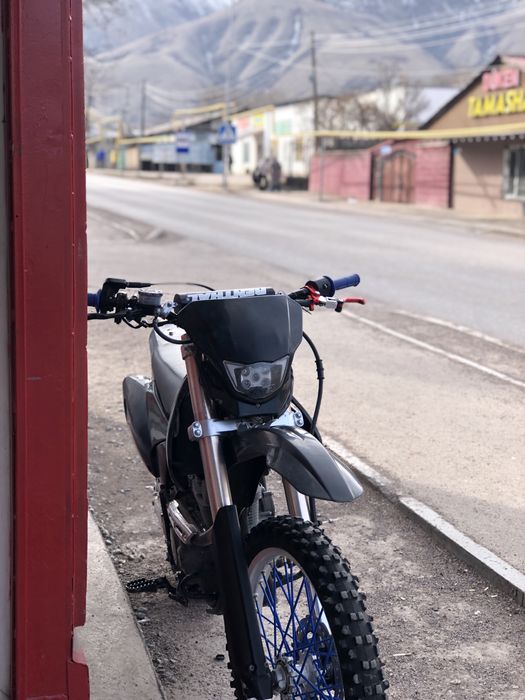 Продам эндуро 06 250