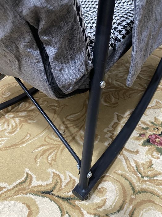 Кресло качалка новая