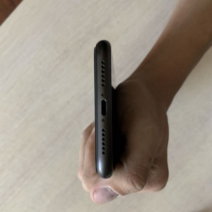 Продам iPhone 11 128gb