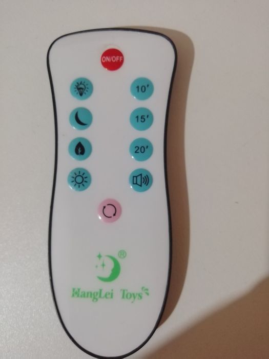 Продам мобиль на кроватку.