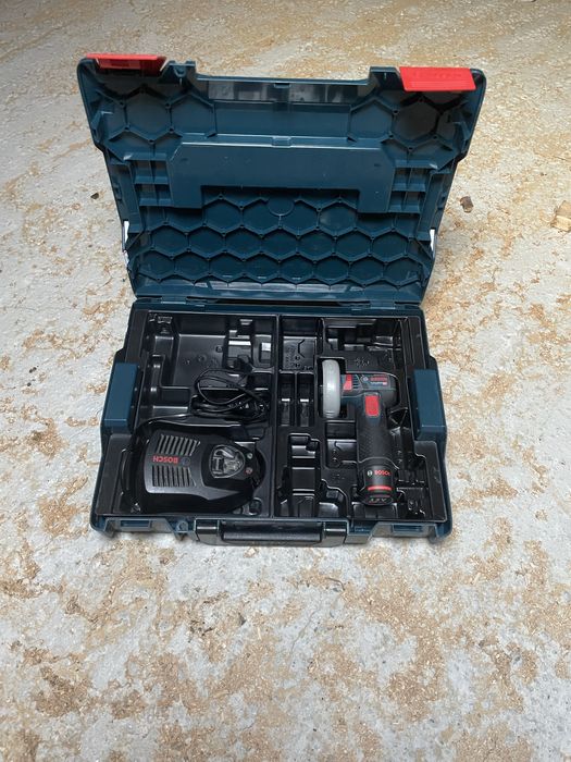 Scule bosch: laser, polizor.