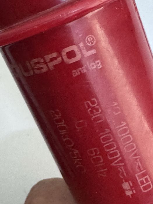 Tester Benning duspol