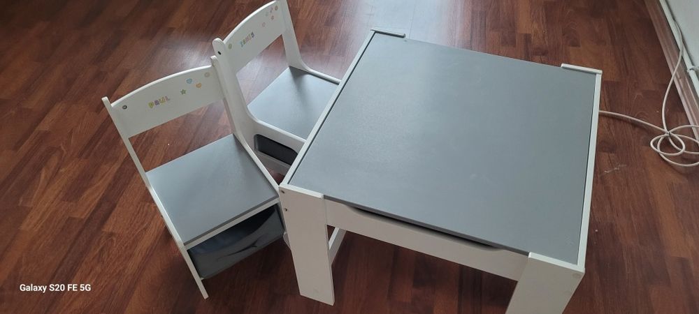 Vand masa activitati copii pret 80 lei