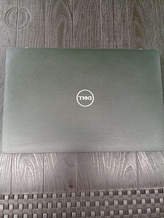 Schimb! Dell Latitude 7400