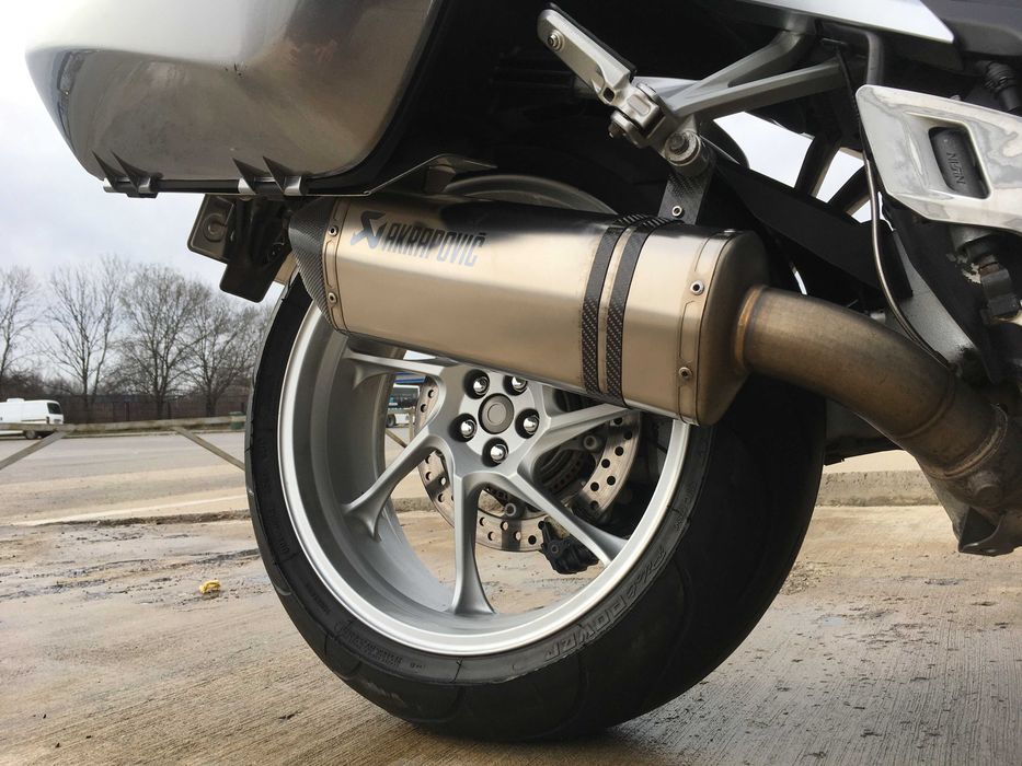 Акрапович Honda VFR1200