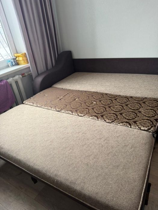 Продам диван тахта