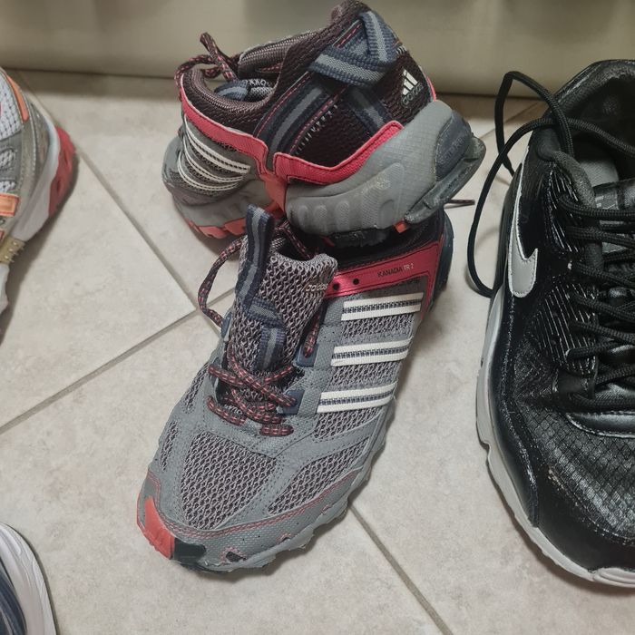 Маратонки различни марки и модели