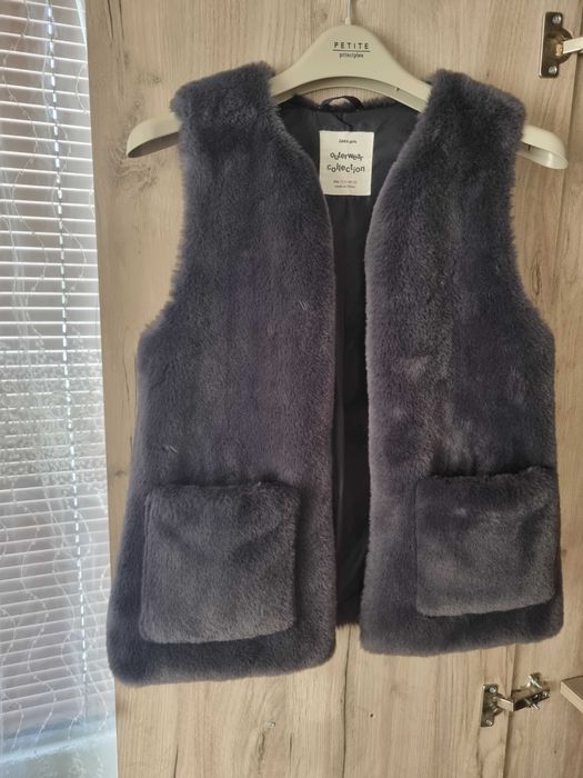 Уникално плюшено елече ZARA