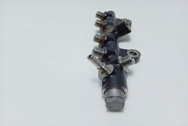 Rampa  injectoare 1.5 dci 175213274r Renault Kadjar prima generatie