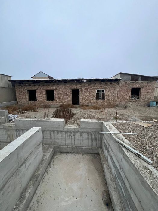 Uchaska sotiladi qurilishi tugalanmagan