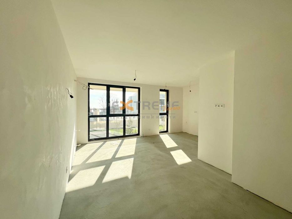 Продава се Двустаен апартамент в Варна, м-т Св. Никола - 152 кв.м за 1654 €/кв.м - Снимка #1