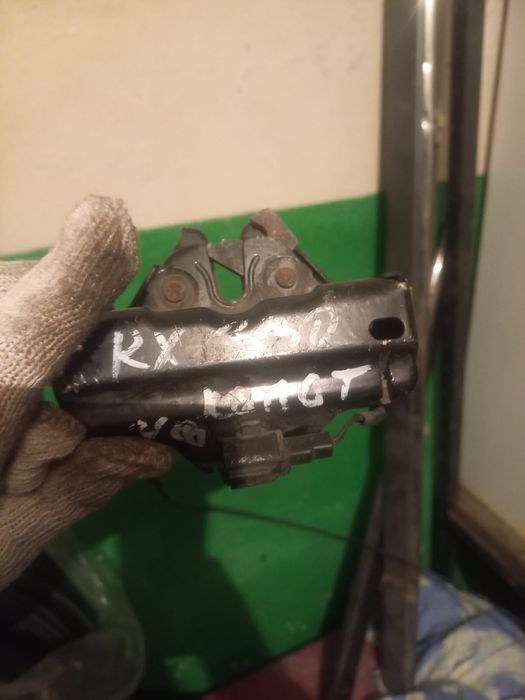 Оригинальные запчасти на lexus RX330 б/у