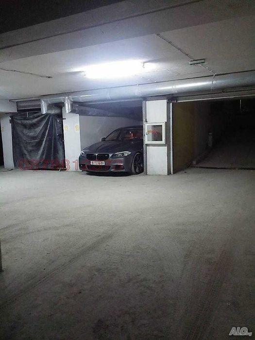 Дава се под наем Гараж / Паркомясто в Варна, Базар Левски - 15 кв.м за 61.2 € - Снимка #1