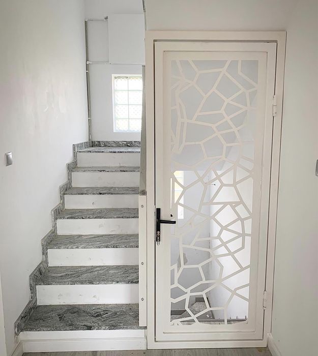 Balcon , Balustrada , Porti Diverse Modele personalizate