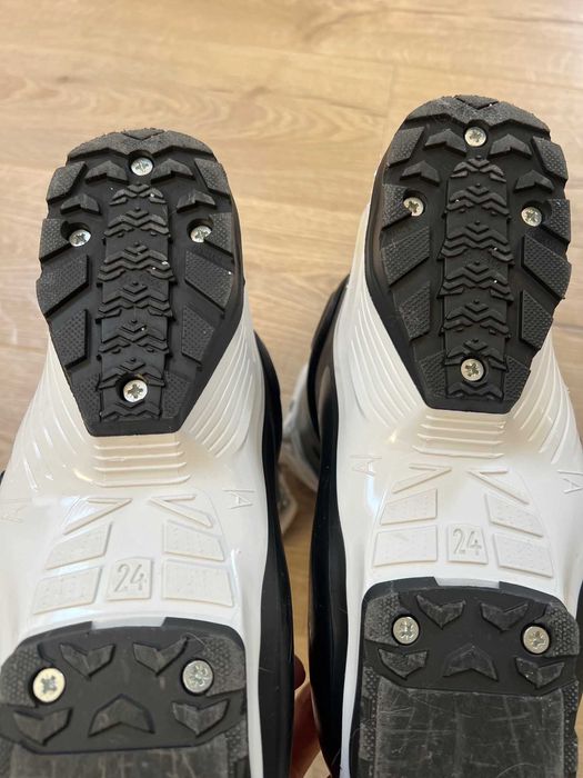 Clapari Salomon fete/femei marimea 25