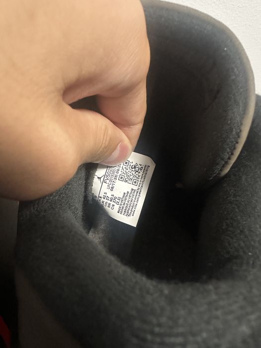 Jordan 4 retro  42-43