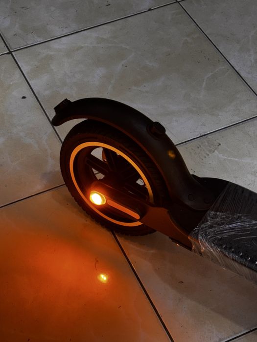 Elektron samokat jet c1