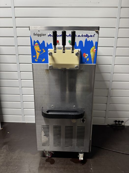 Морожный аппарат