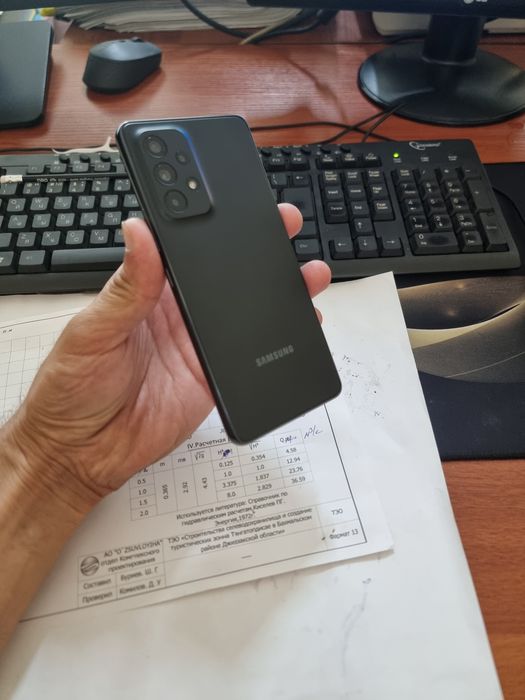 Samsung A53 5G 6/128gb ideal ochilmagan usta kurmagan aybi yuq toza