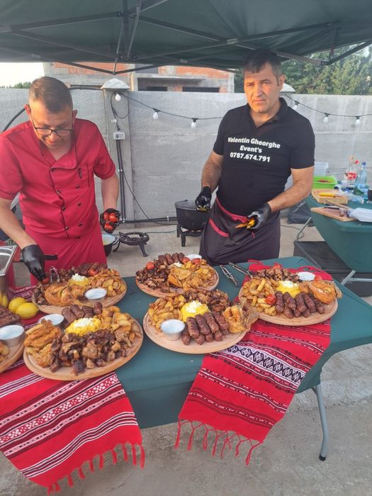 Bucătărie , grătar, proțap, aperitive tradiționale