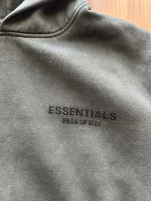 Hanorac essentials