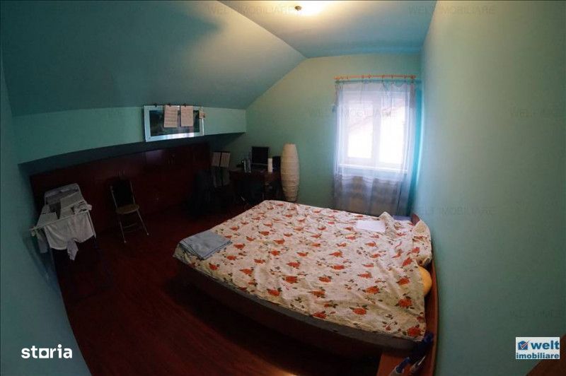 Apartament cu 4 camere la mansarda in Manastur zona Colina — fotografia 3
