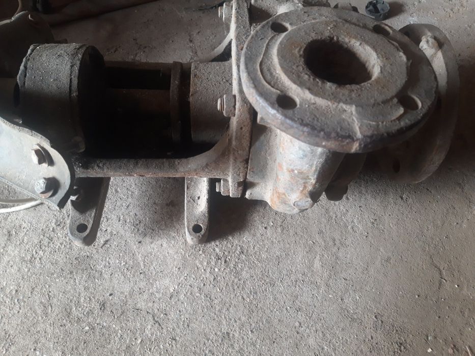 Насос центробежный