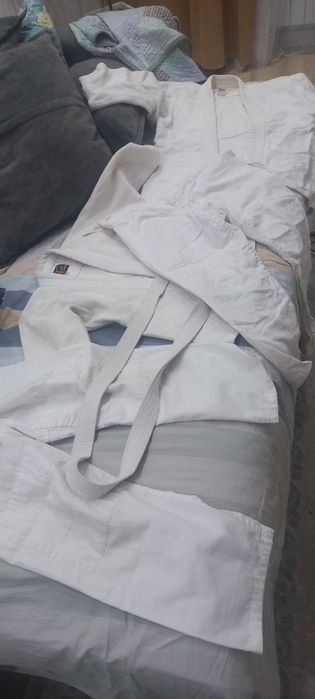 Продам киманно в отличном состояний