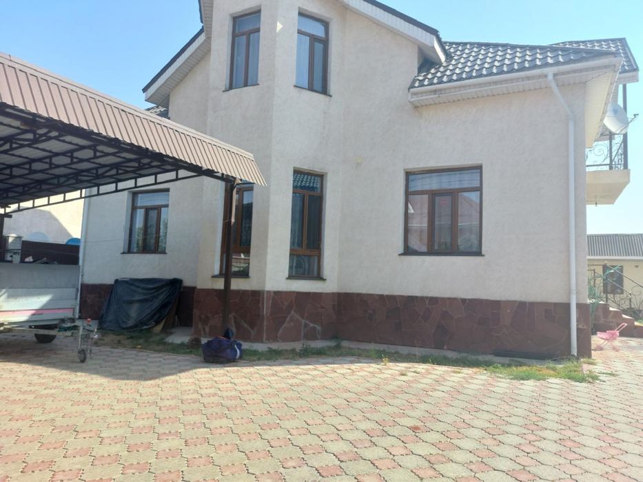 Жилой дом с мебелью